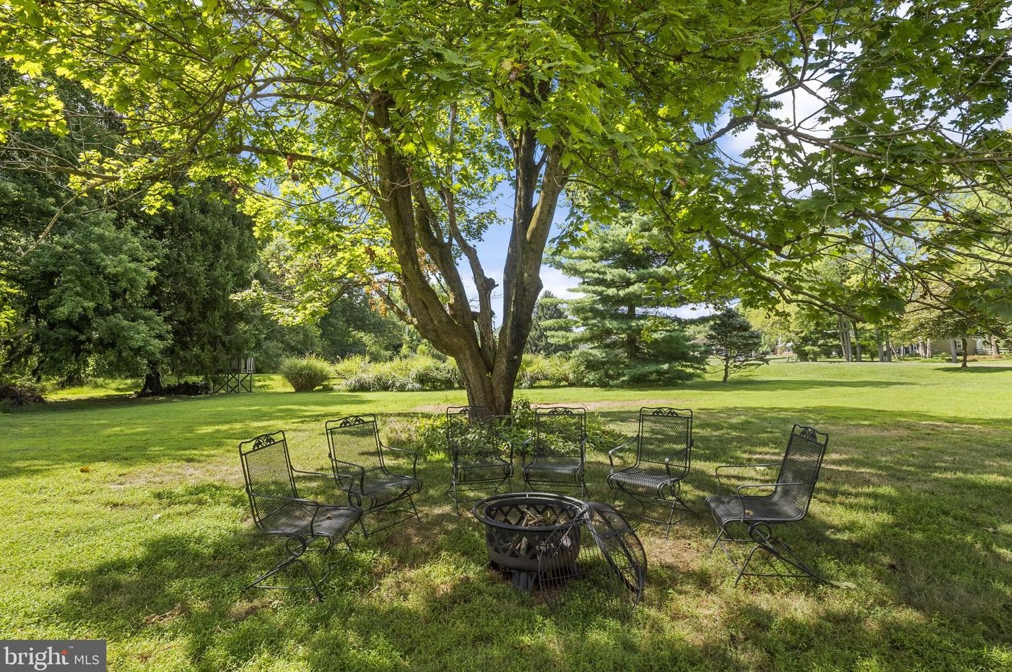 3884 Street Rd, Gardenville PA  18902-9218 exterior