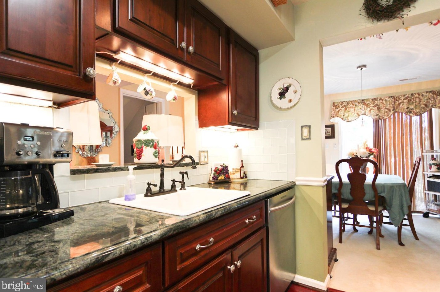 26 Parkview Way, Upper Makefield PA 18940-1138 exterior