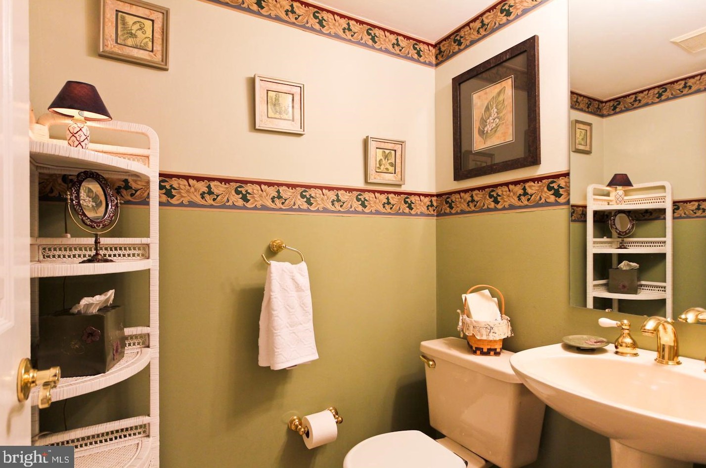 26 Parkview Way, Upper Makefield PA 18940-1138 exterior