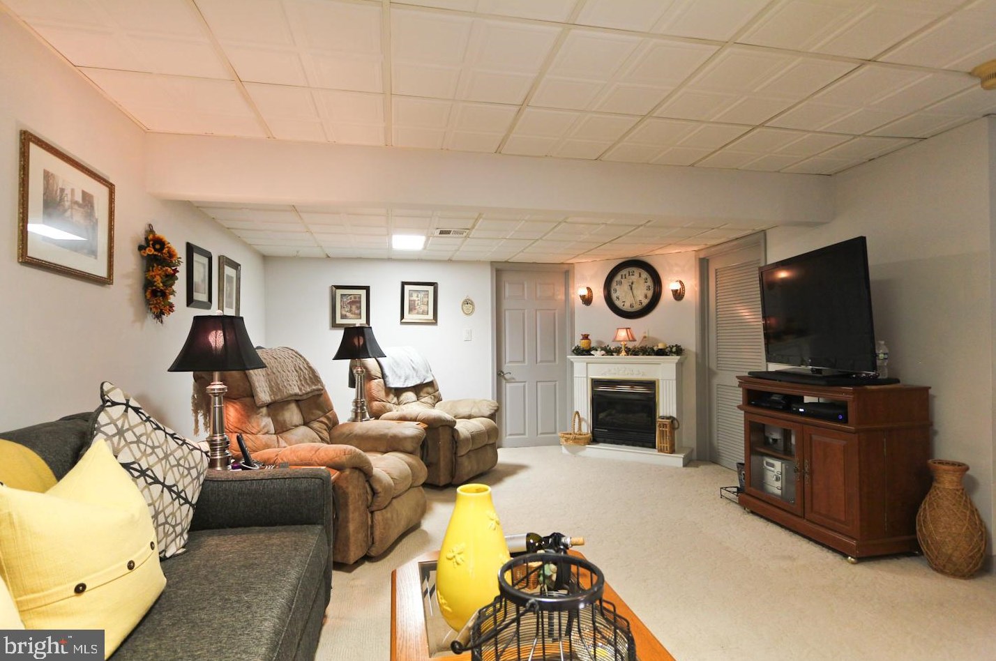 26 Parkview Way, Upper Makefield PA 18940-1138 exterior