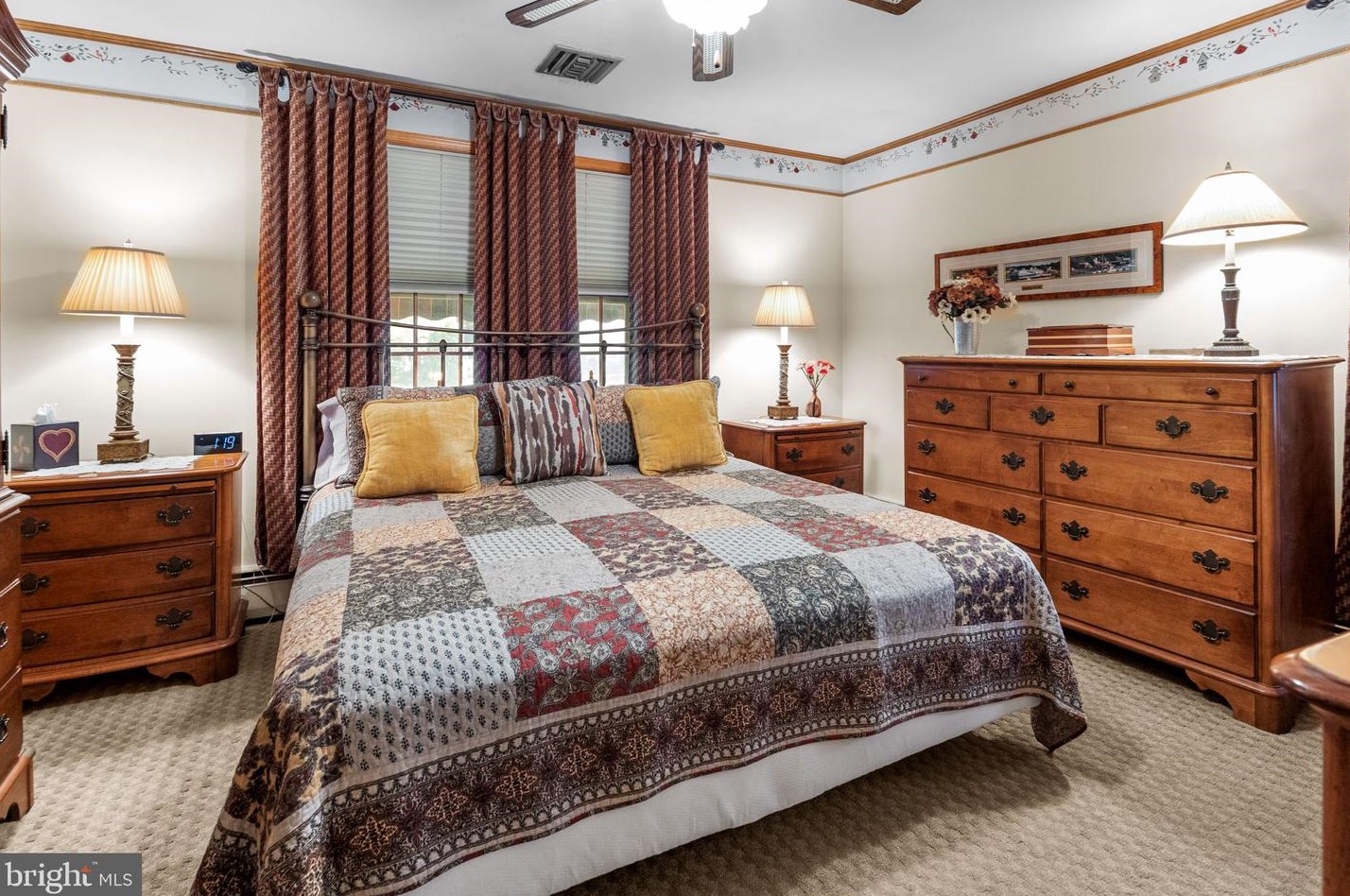 541 Lafayette St, Upper Makefield PA 18940-2133 exterior