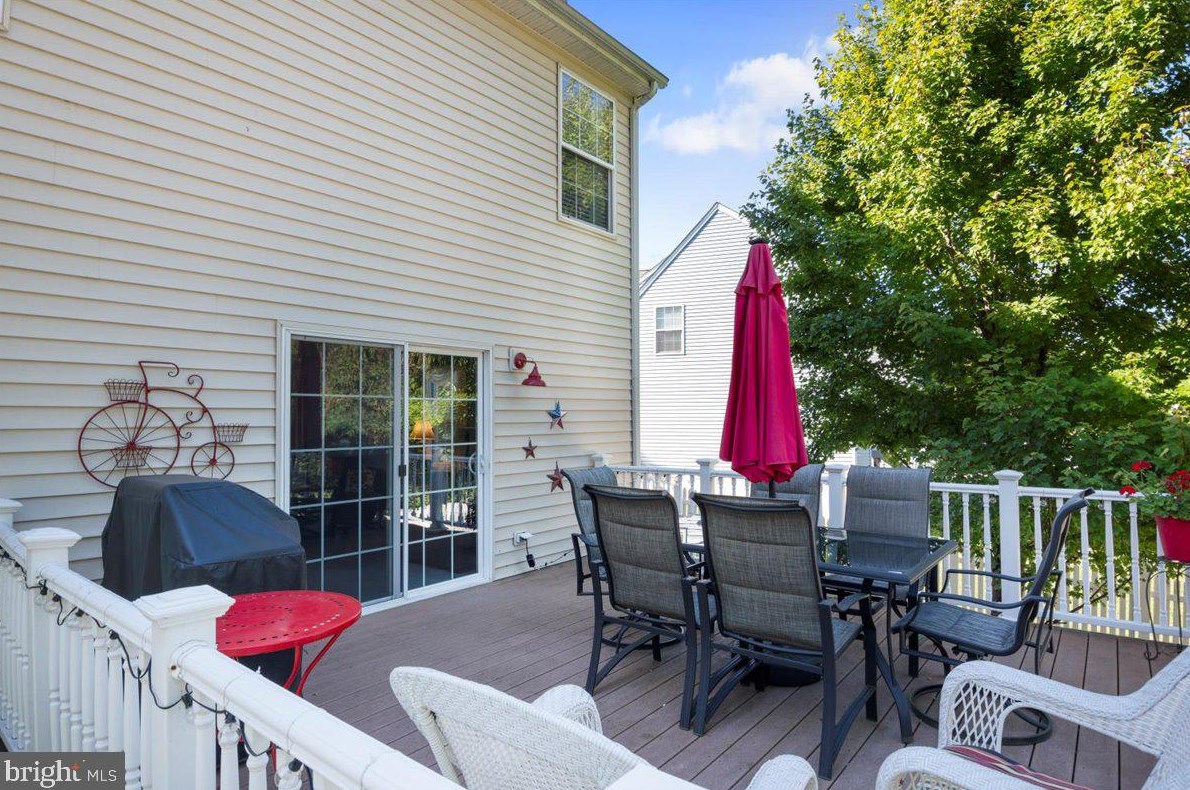4318 Sunset Ave, Levittown PA  exterior