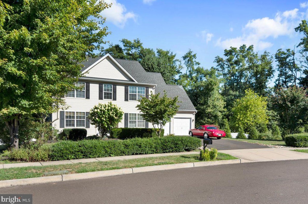 4318 Sunset Ave, Levittown PA  exterior