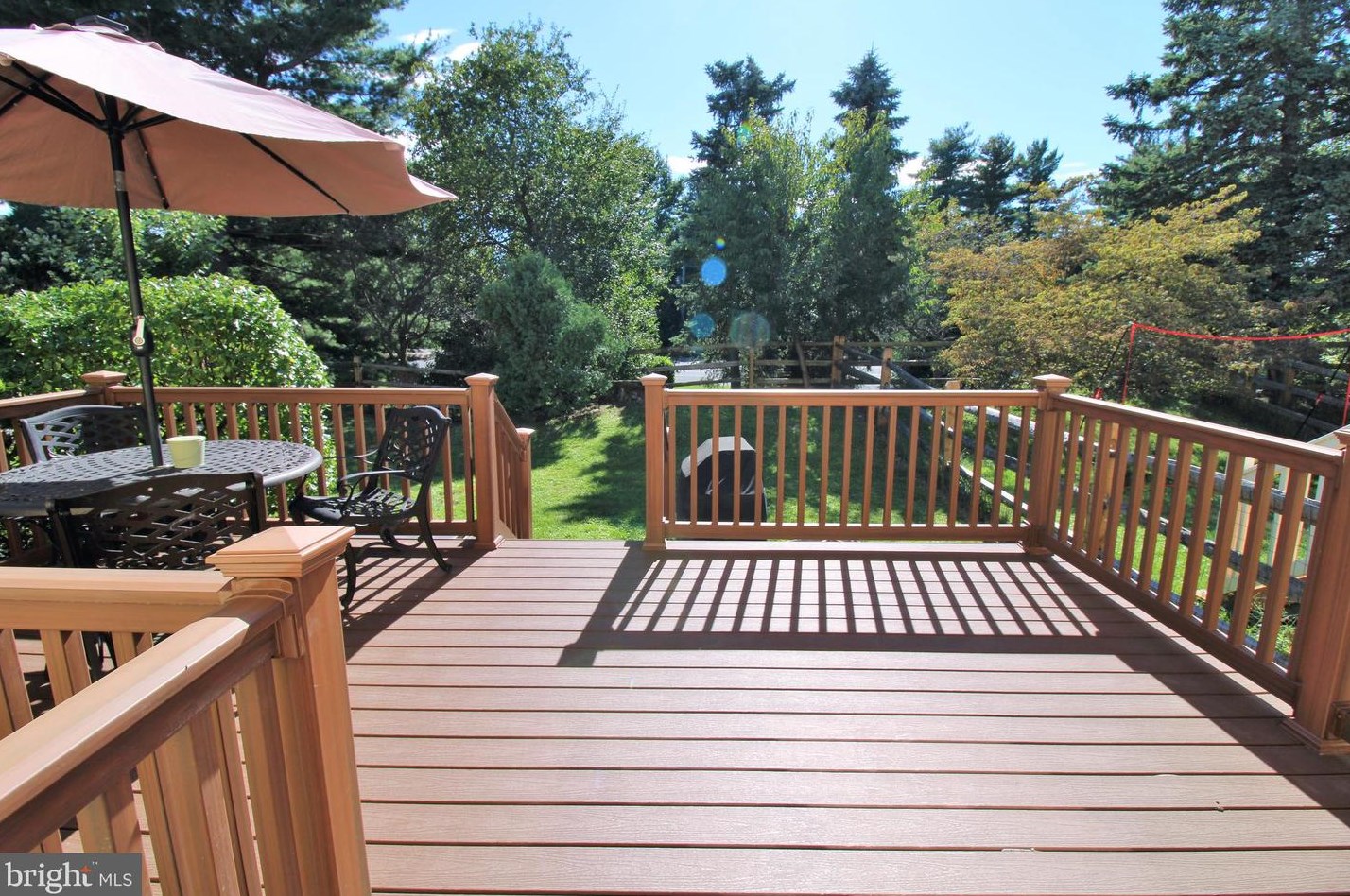 221 Parkview Way, Upper Makefield PA 18940-1138 exterior