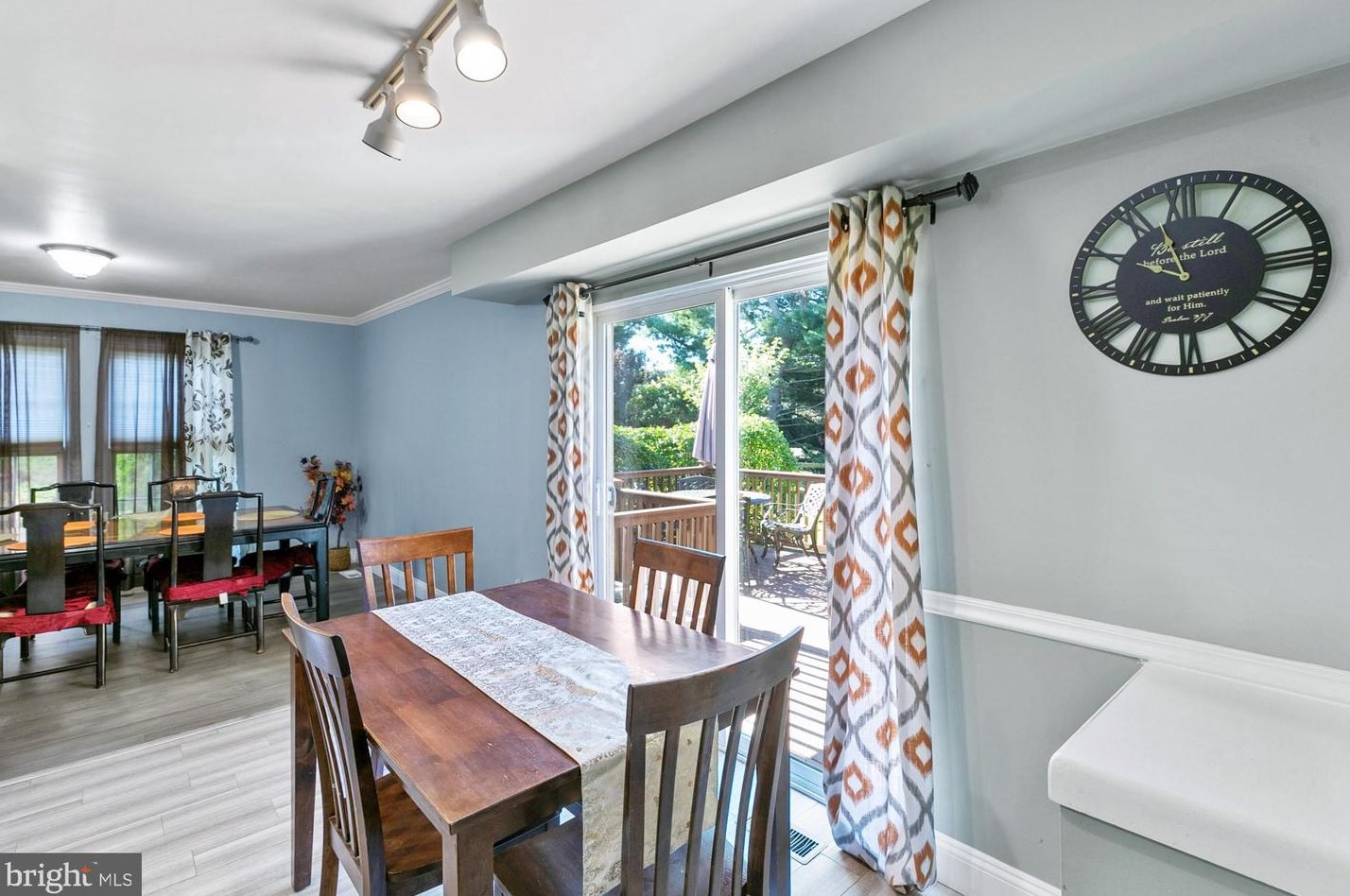 221 Parkview Way, Upper Makefield PA 18940-1138 exterior