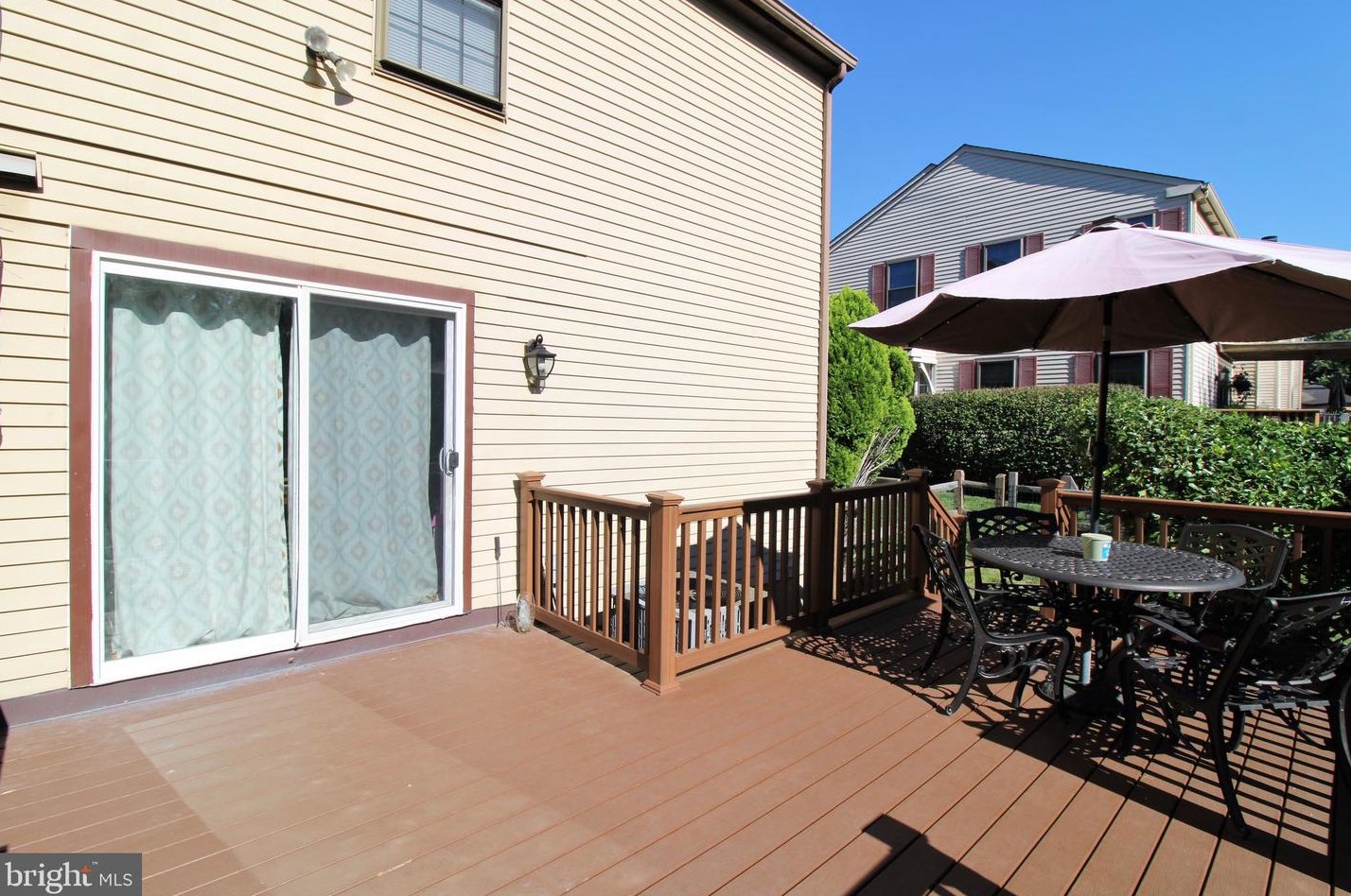 221 Parkview Way, Upper Makefield PA 18940-1138 exterior