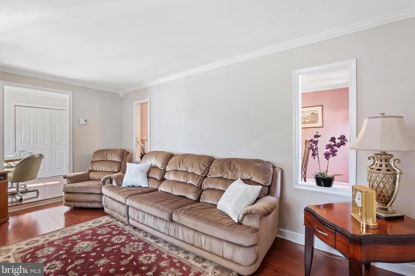 6 Quarter Turn, Levittown PA 19057-1935 exterior