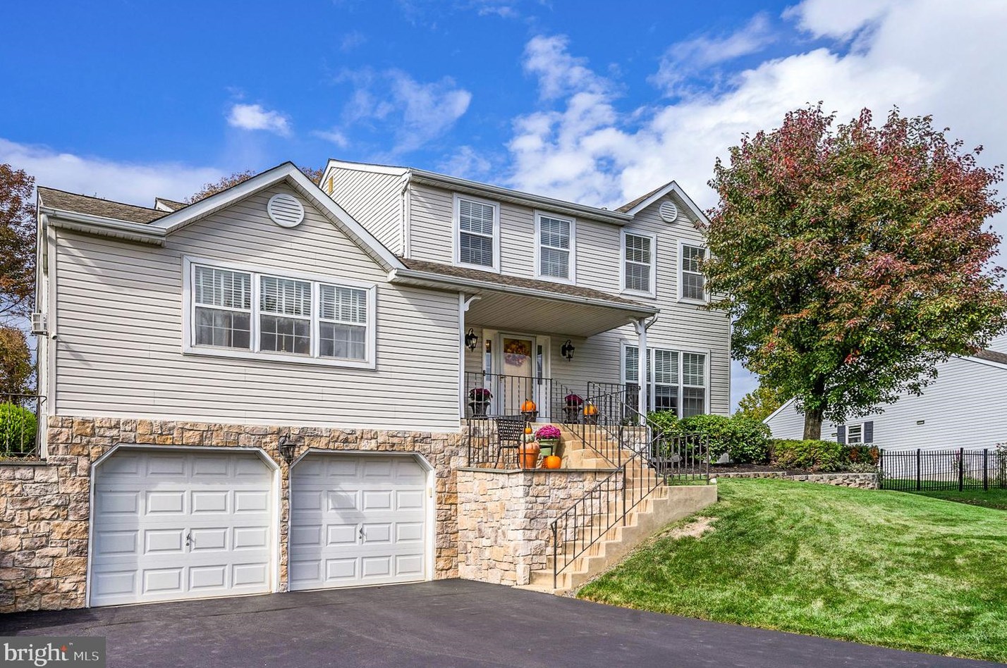 36 Patriot Dr, Chalfont PA  18914-2951 exterior