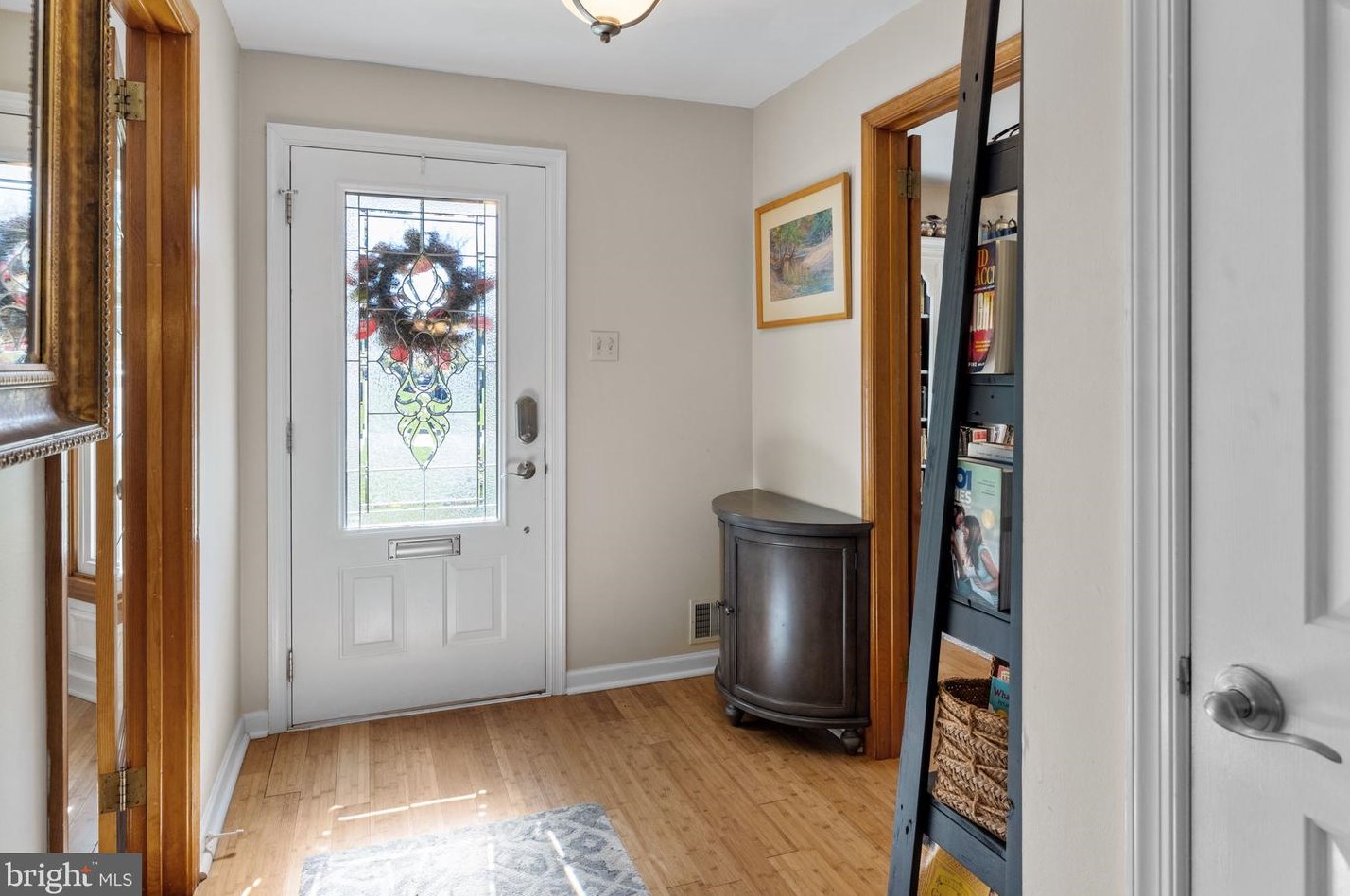 107 Frost Ln, Upper Makefield PA 18940-2010 exterior