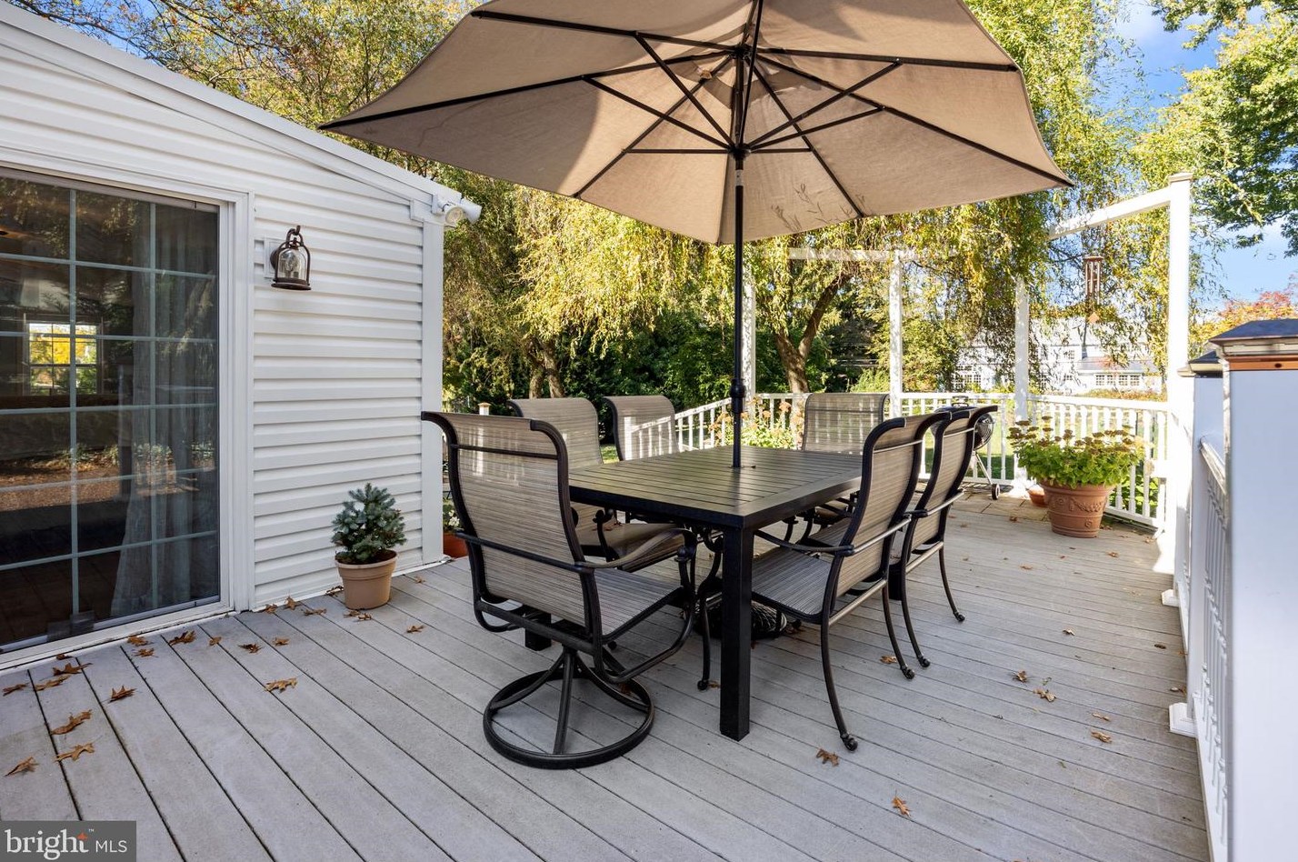 107 Frost Ln, Upper Makefield PA 18940-2010 exterior