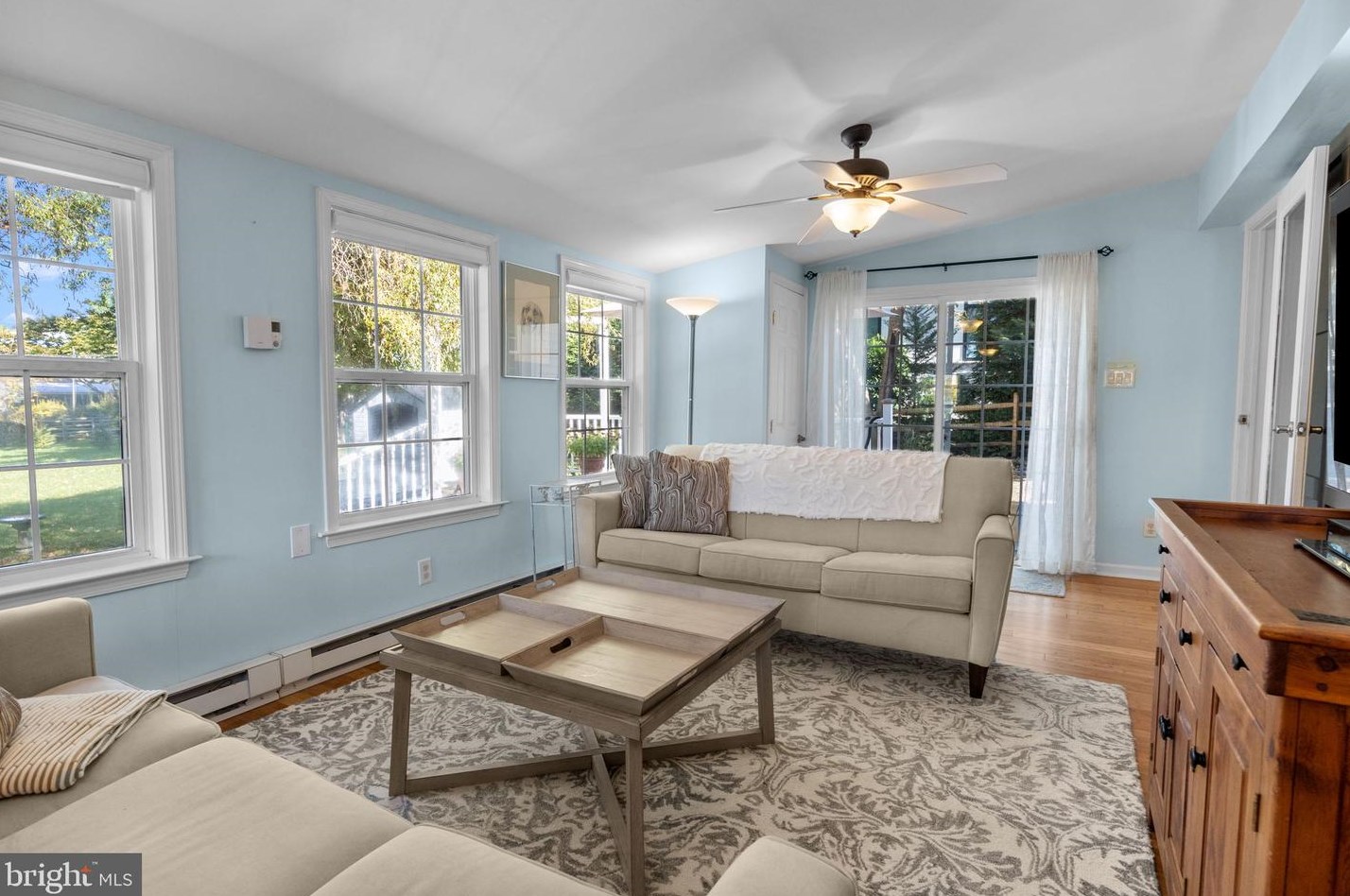 107 Frost Ln, Upper Makefield PA 18940-2010 exterior