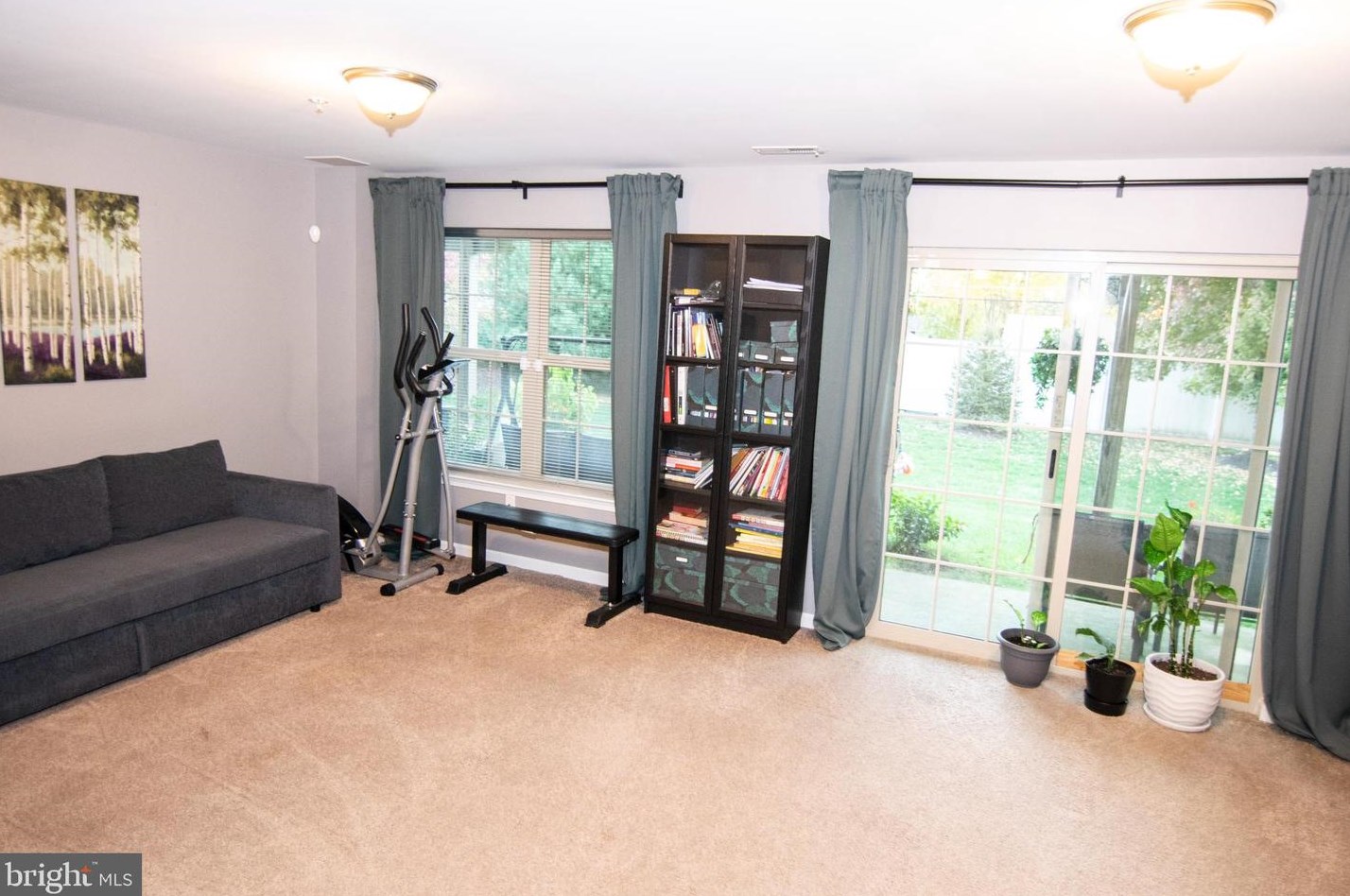50 Bowman Dr, Langhorne PA  19053-1601 exterior