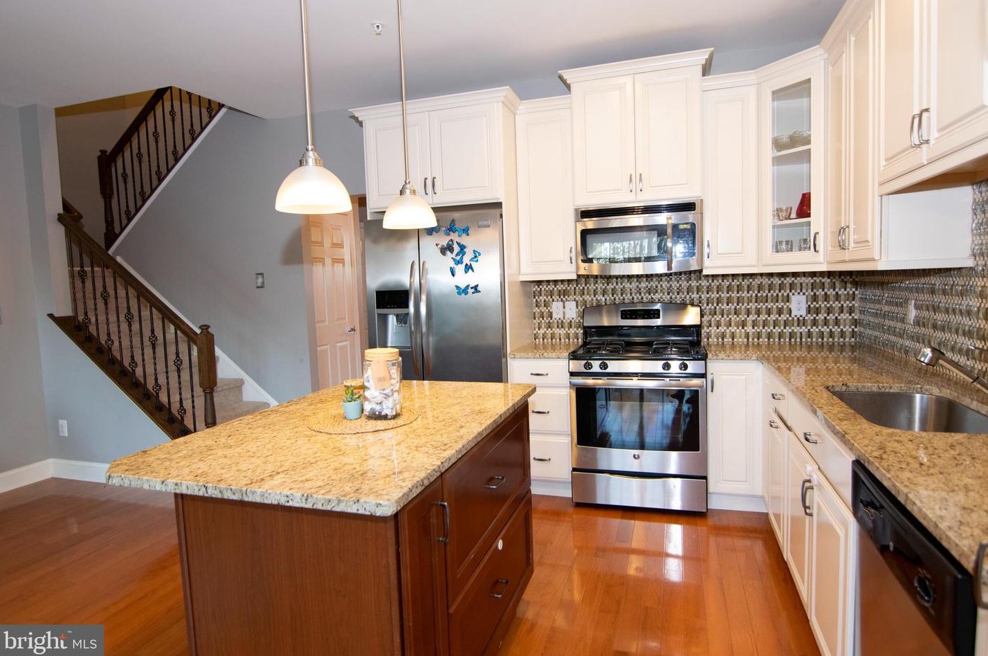 50 Bowman Dr, Langhorne PA  19053-1601 exterior