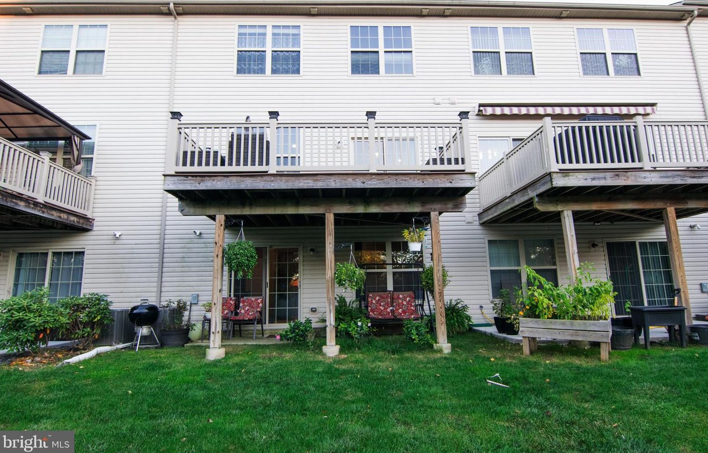 50 Bowman Dr, Langhorne PA  19053-1601 exterior