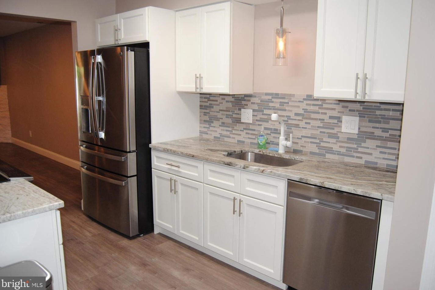 62 Ardsley Ct, Upper Makefield PA  18940-2309 exterior