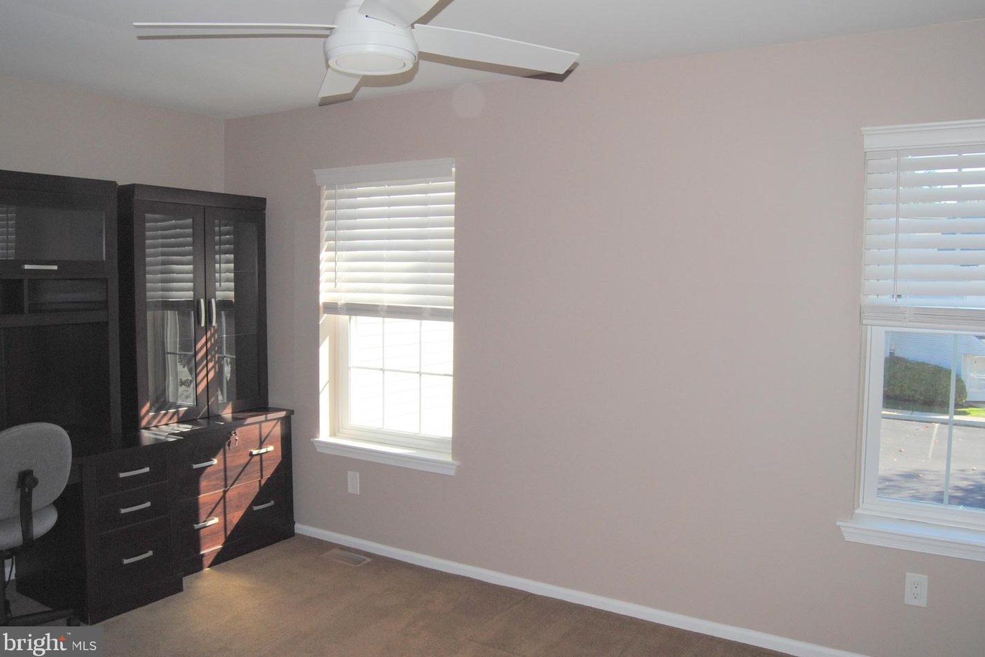 62 Ardsley Ct, Upper Makefield PA  18940-2309 exterior