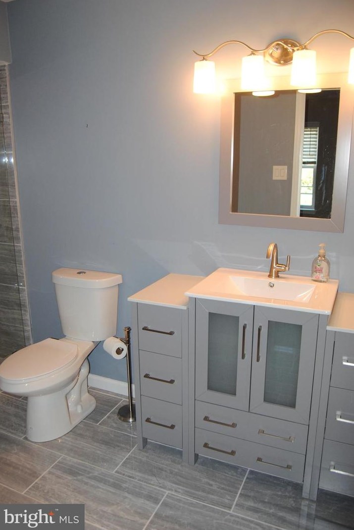 62 Ardsley Ct, Upper Makefield PA  18940-2309 exterior