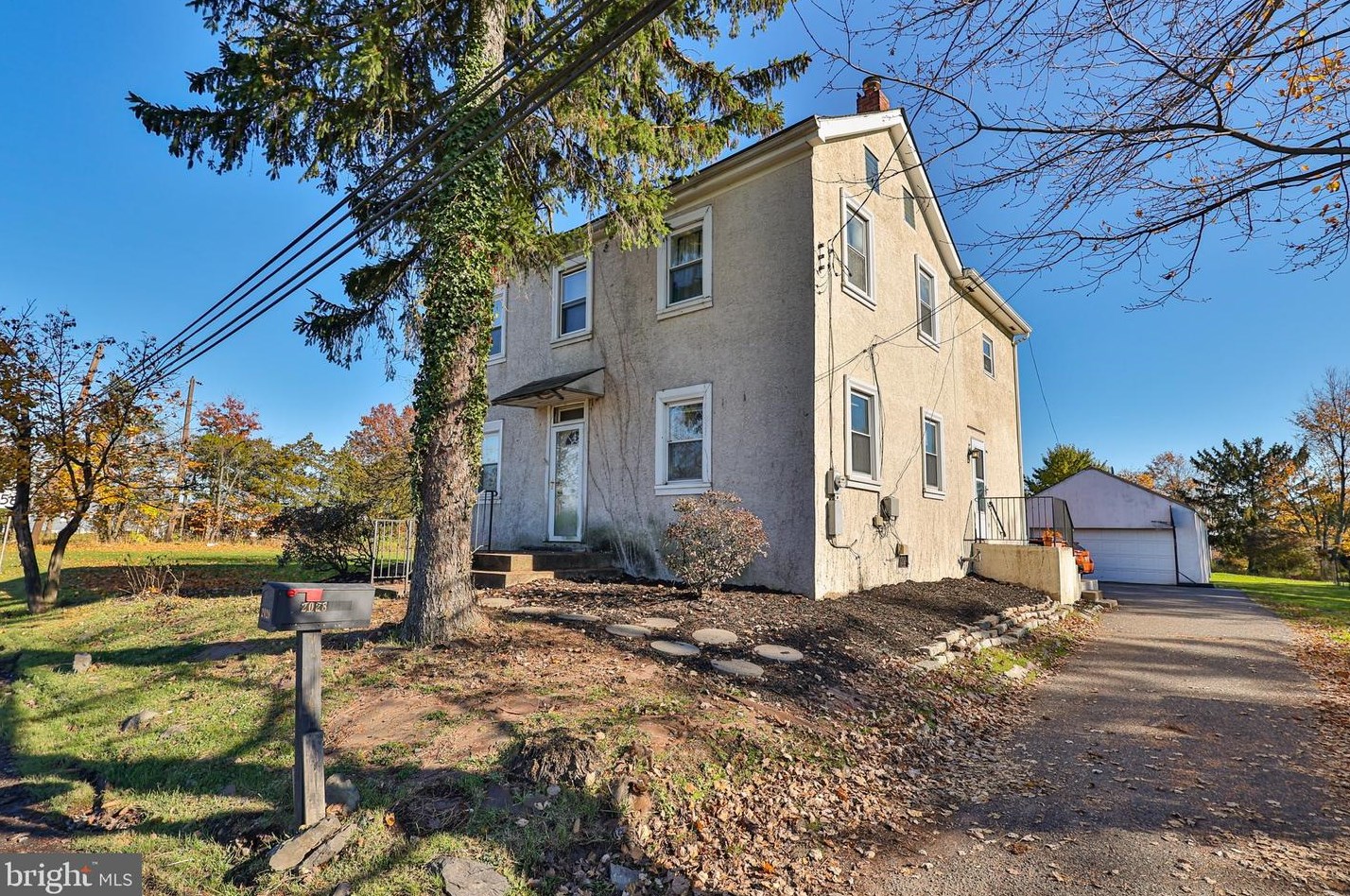 2028 Ridge Rd, Sellersville PA  18960-3056 exterior