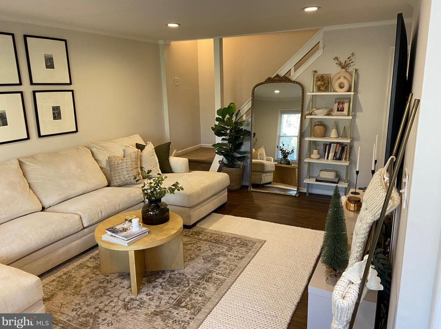 46 Heather Ct, Upper Makefield PA  18940-1542 exterior