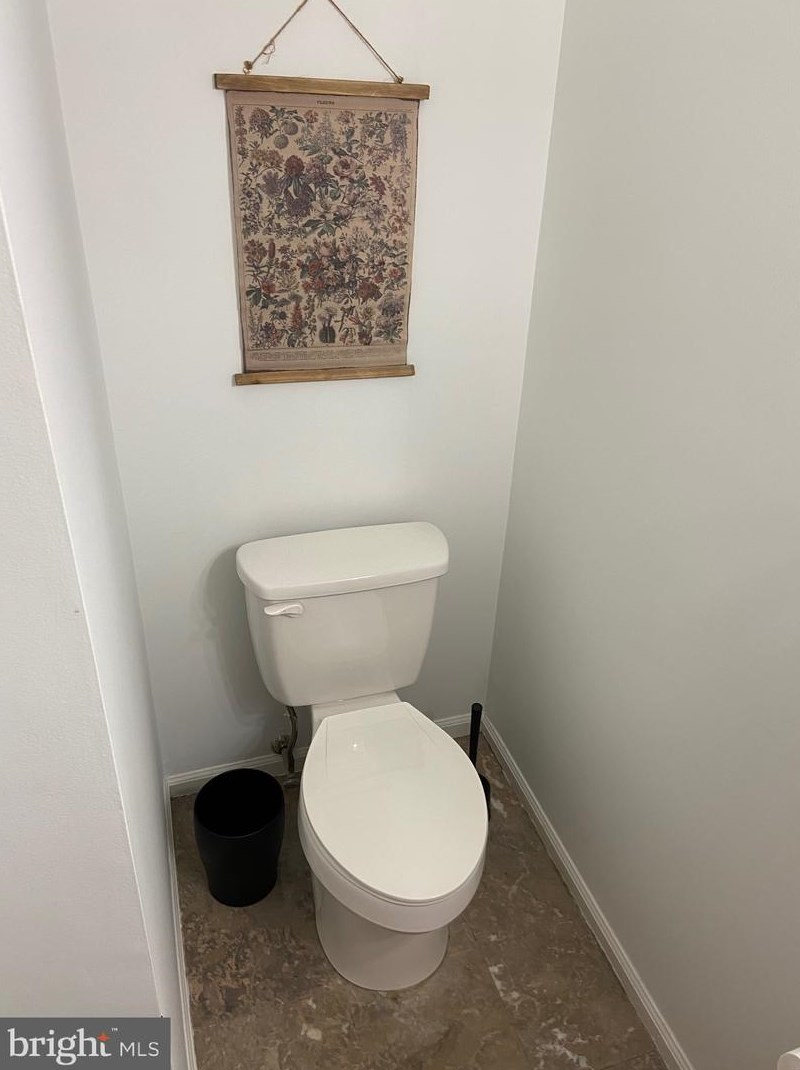 46 Heather Ct, Upper Makefield PA  18940-1542 exterior