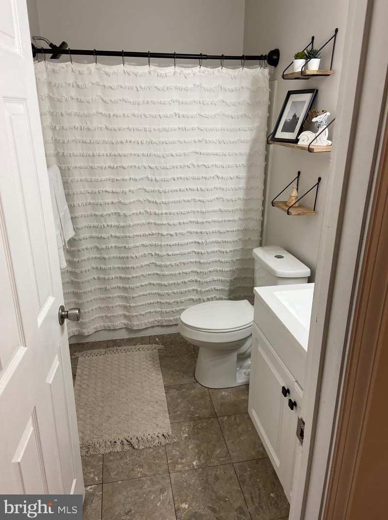 46 Heather Ct, Upper Makefield PA  18940-1542 exterior