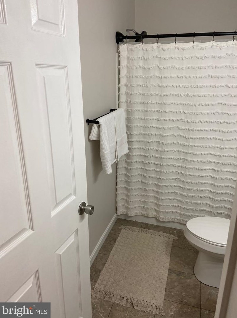 46 Heather Ct, Upper Makefield PA  18940-1542 exterior