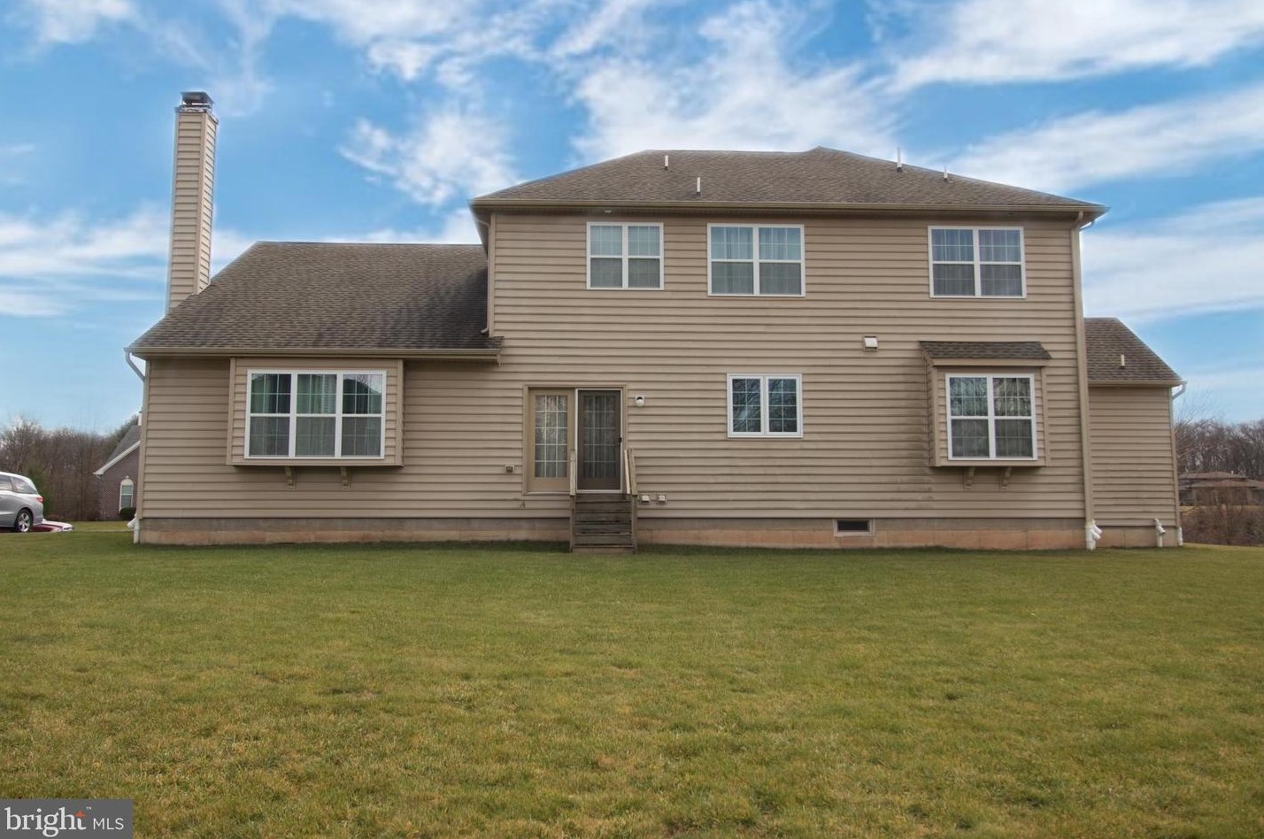 136 Chestnut Ln, Sellersville PA  18960-3802 exterior