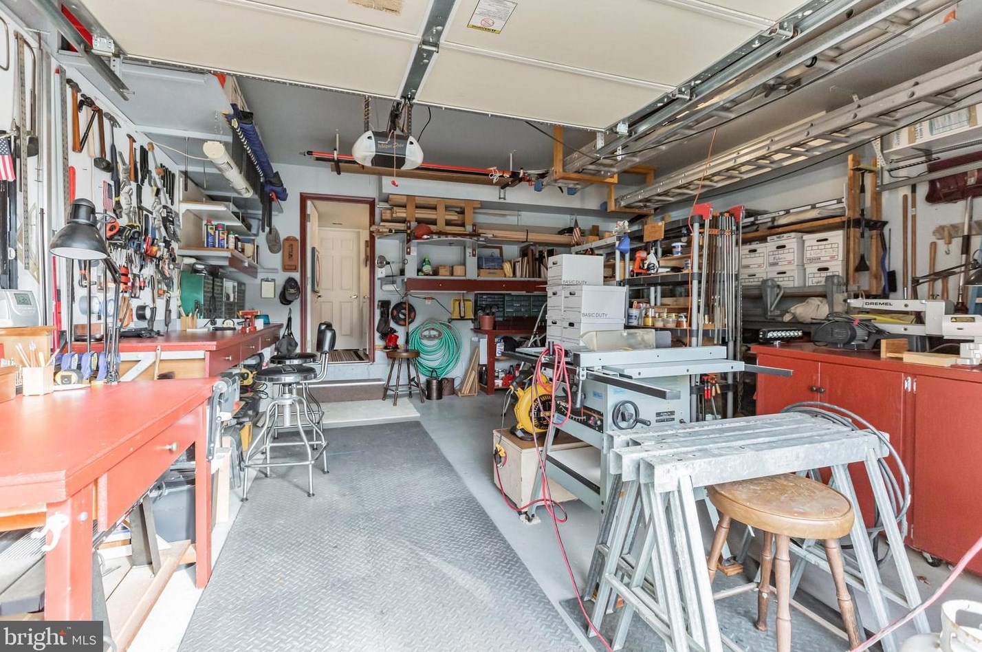 54 Magnolia Dr, Upper Makefield PA  18940-9236 exterior