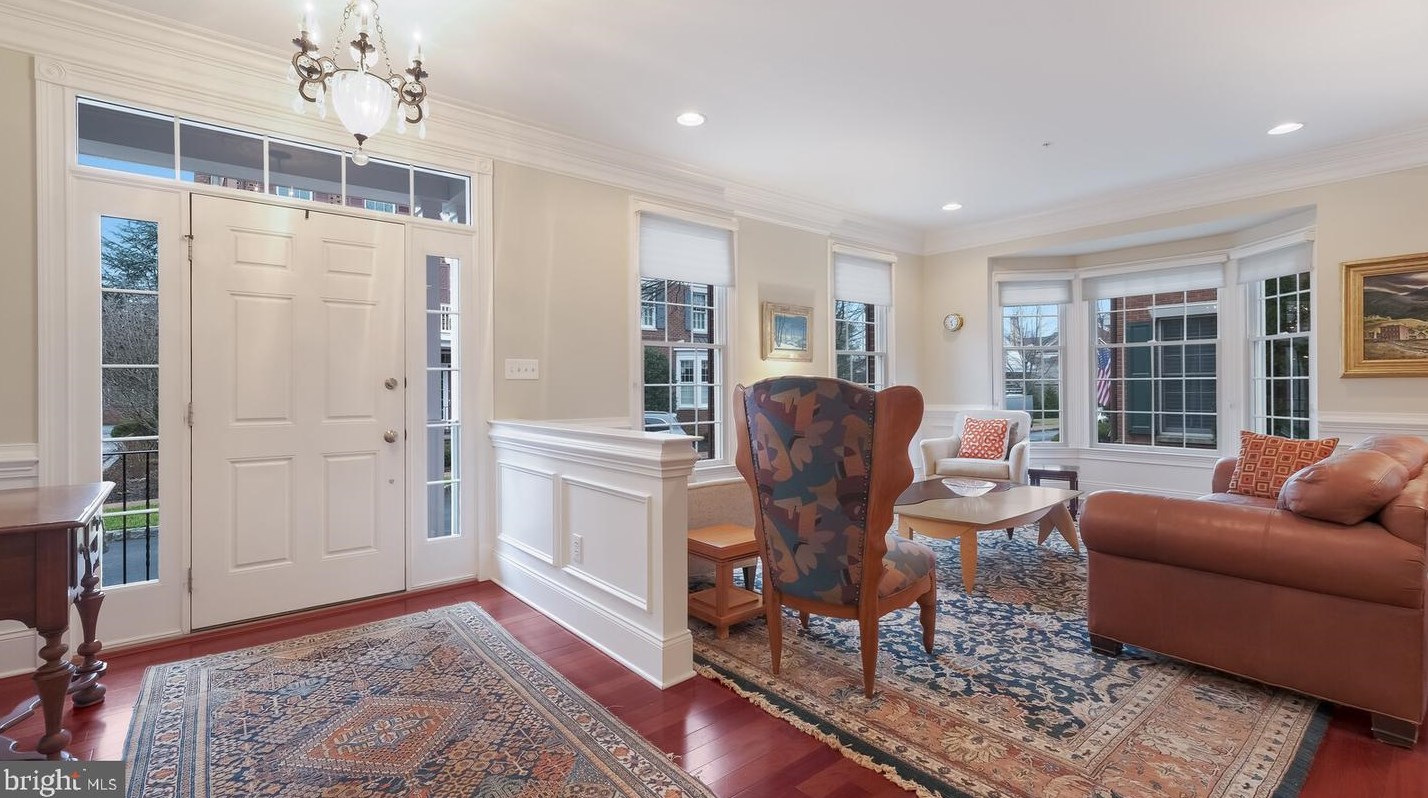 113 Madison St, Upper Makefield PA  18940-2166 exterior