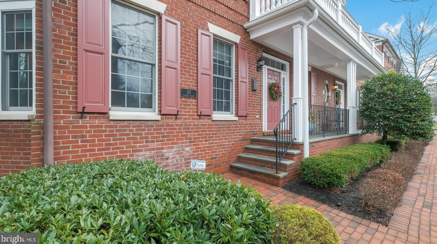 113 Madison St, Upper Makefield PA  18940-2166 exterior