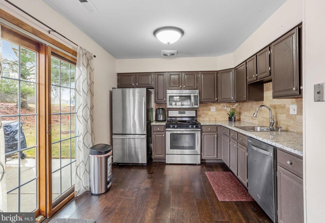 22 Ascot Ct, Upper Makefield PA  18940-1636 exterior