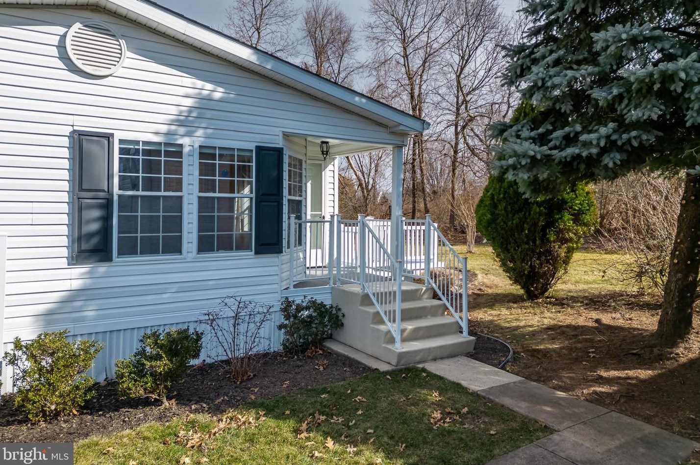 75 Little Farm Ln, Chalfont PA  18914-2233 exterior