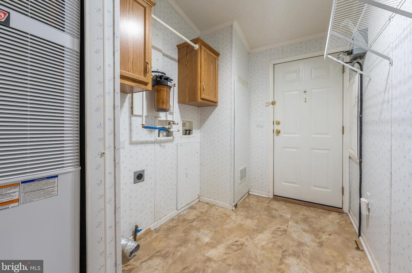 75 Little Farm Ln, Chalfont PA  18914-2233 exterior