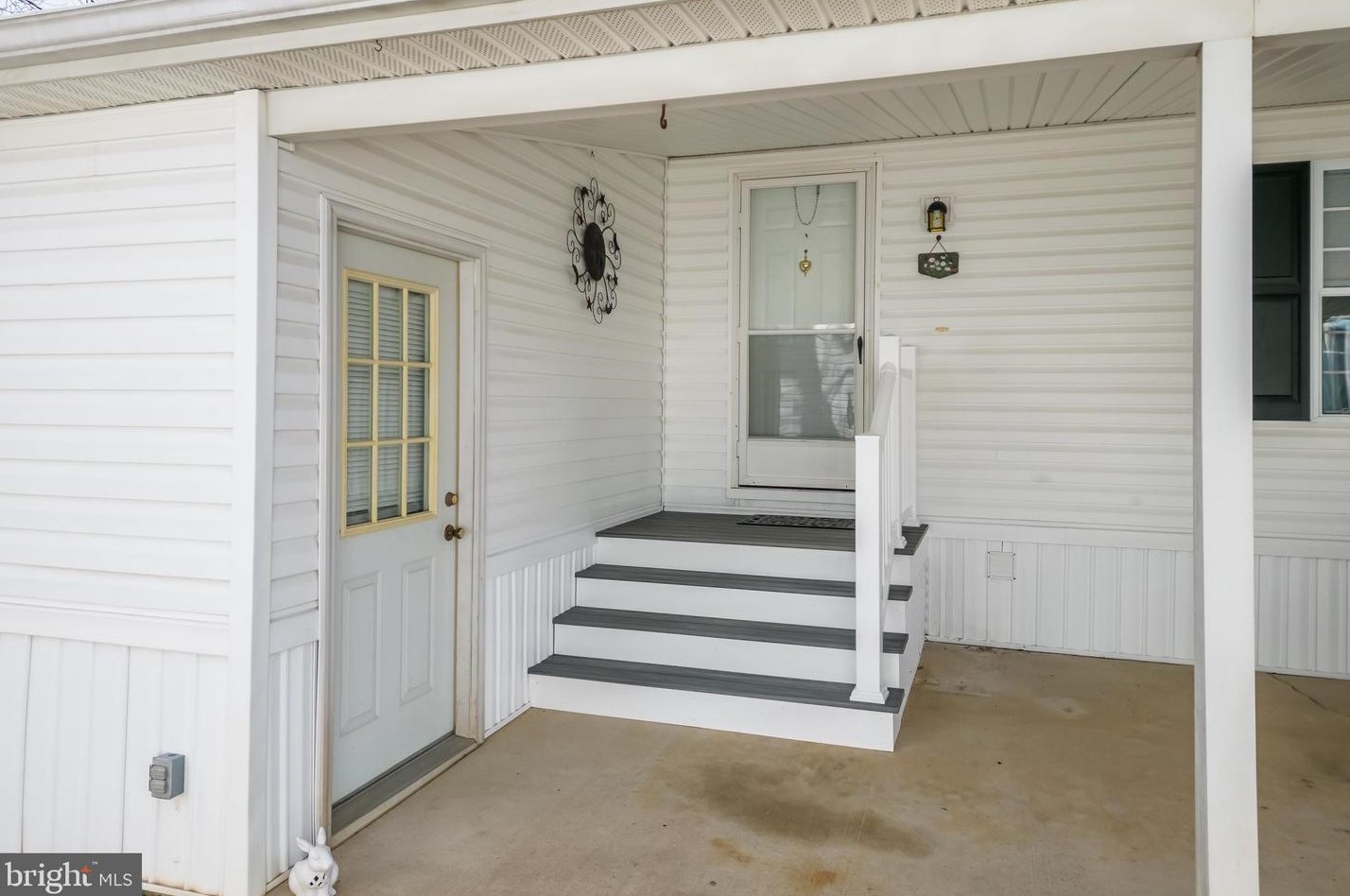 75 Little Farm Ln, Chalfont PA  18914-2233 exterior