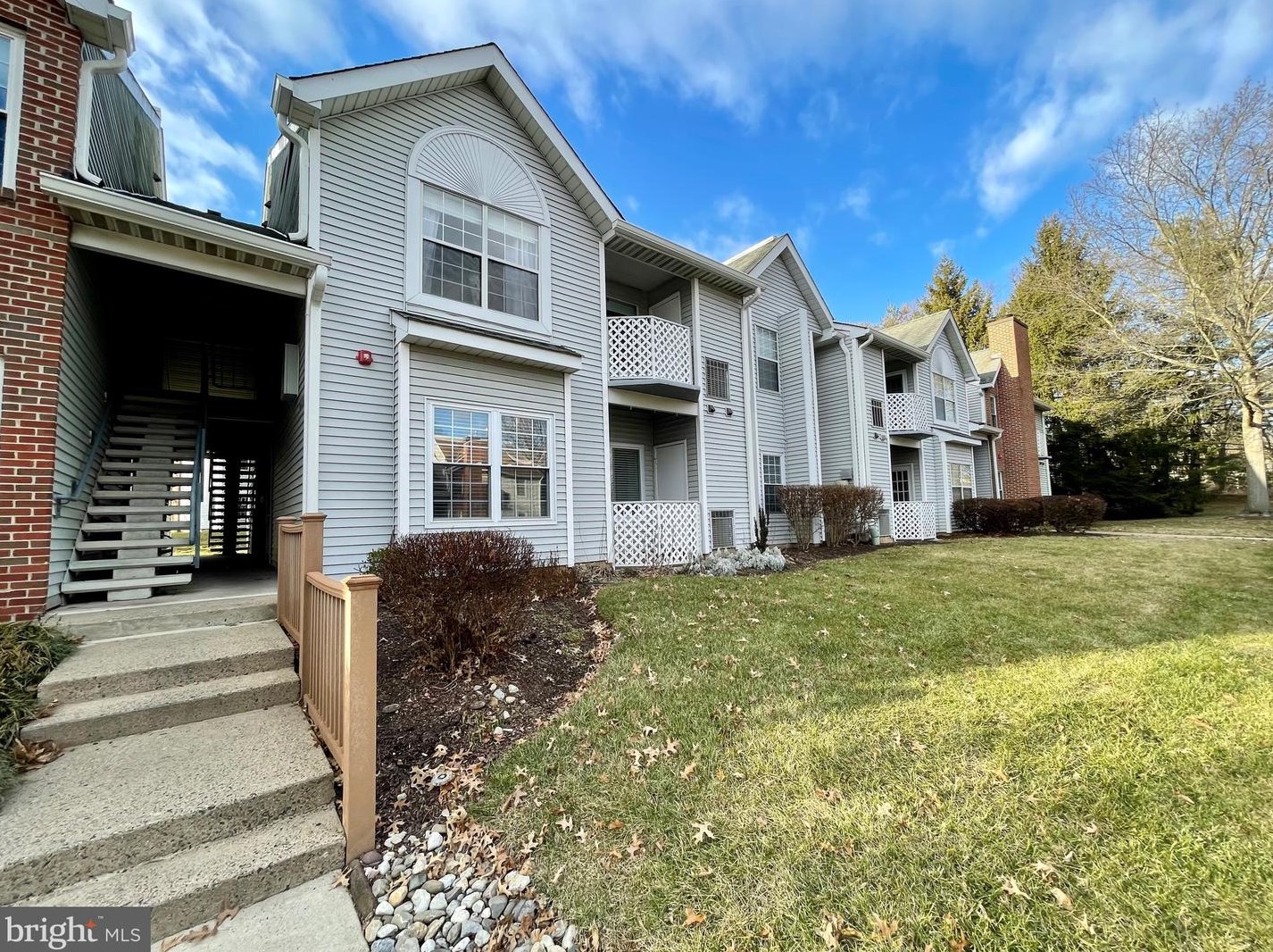 505 Diamond Dr, Upper Makefield PA  18940-2419 exterior