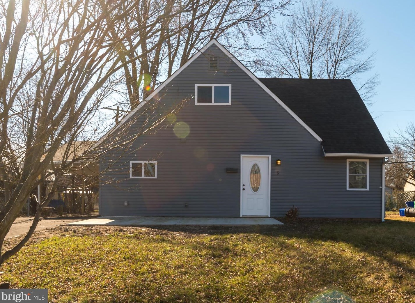 5 Hollyhock Ln, Levittown PA  19055-1319 exterior