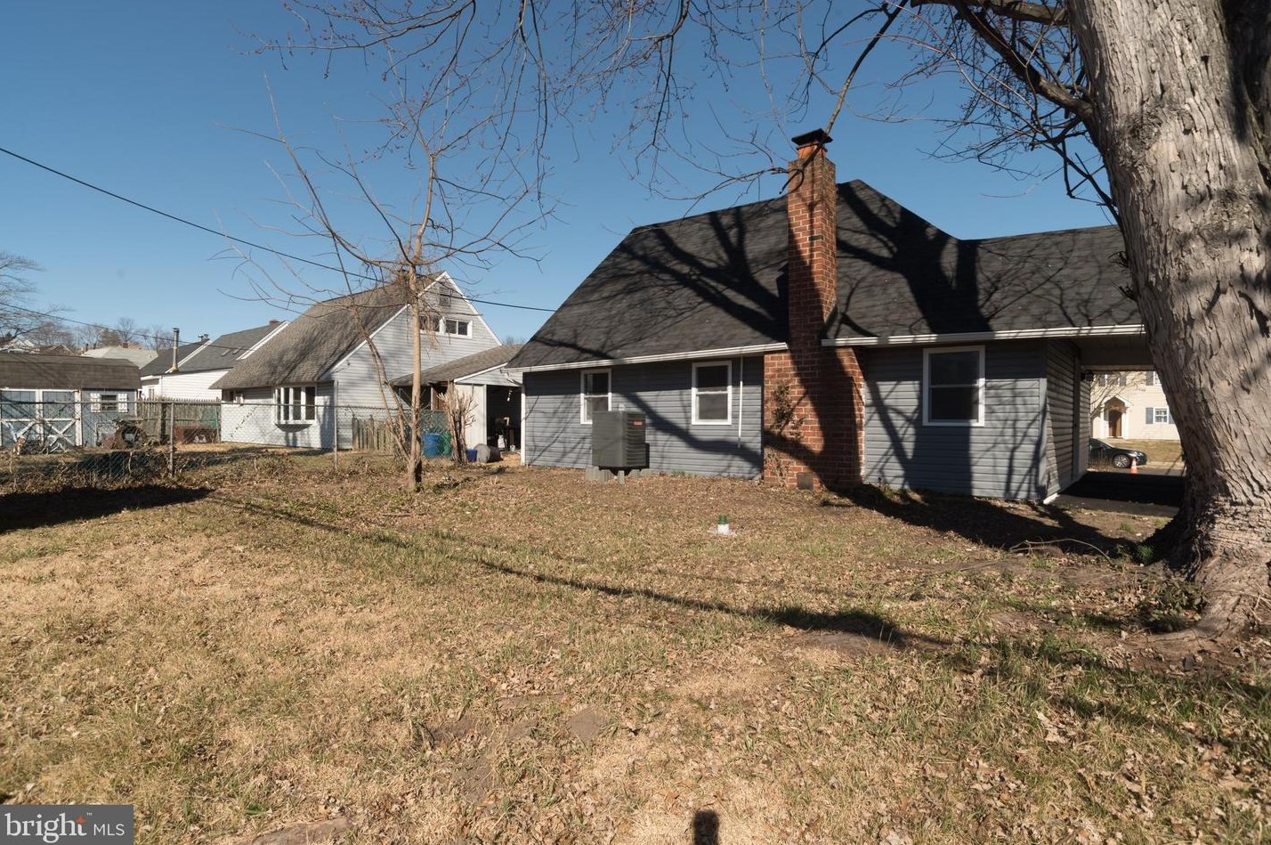 5 Hollyhock Ln, Levittown PA  19055-1319 exterior