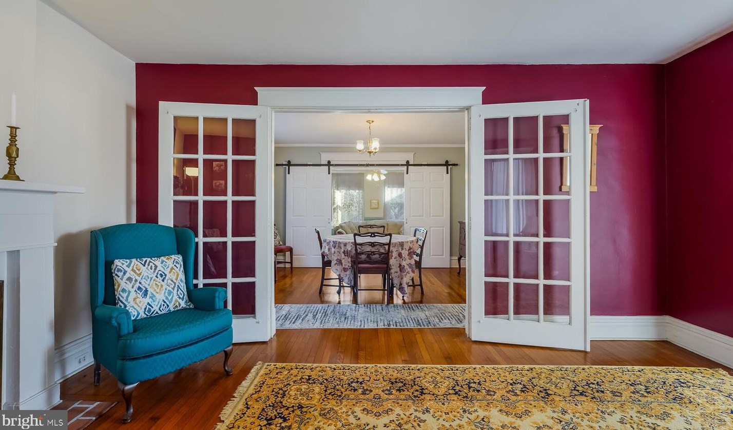 428 Maple Ave, Langhorne PA  19047-2726 exterior