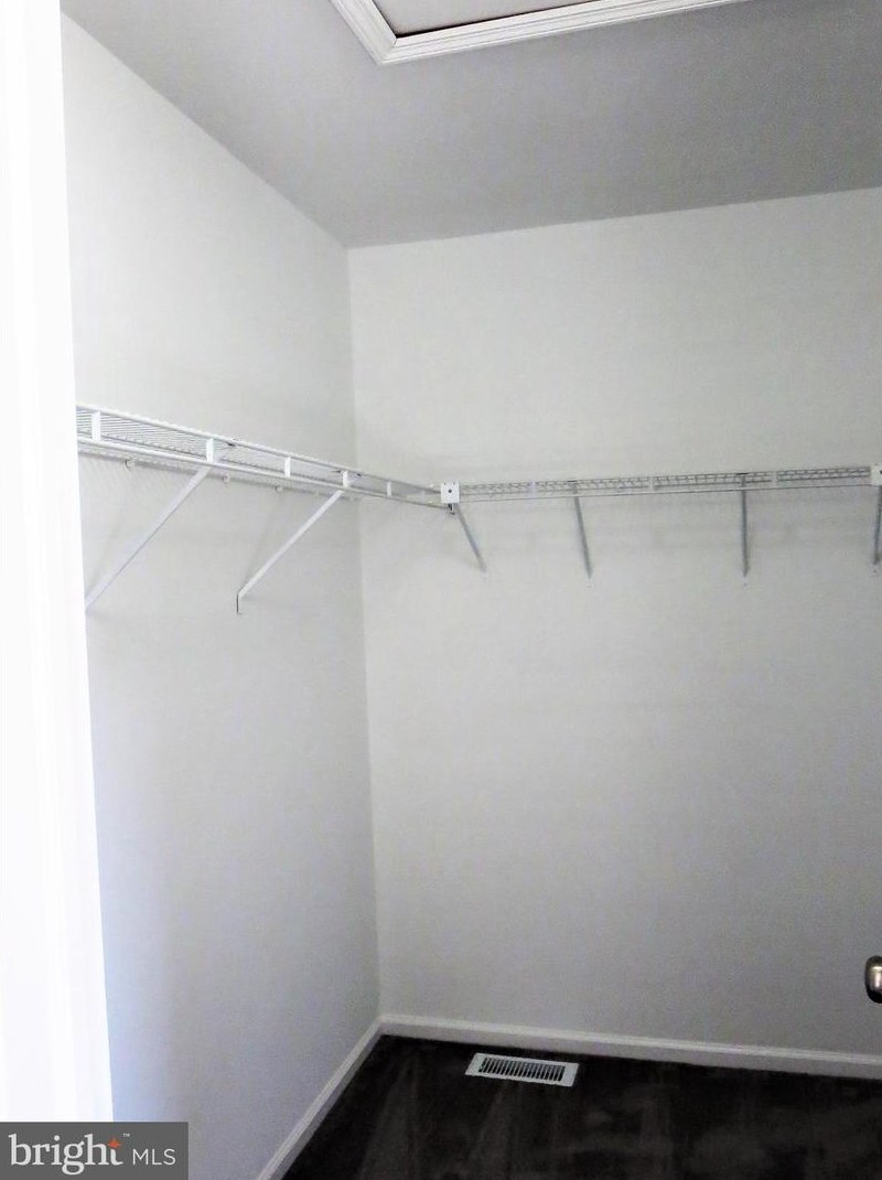 74 Bellwood Dr, Langhorne PA  19053-7215 exterior