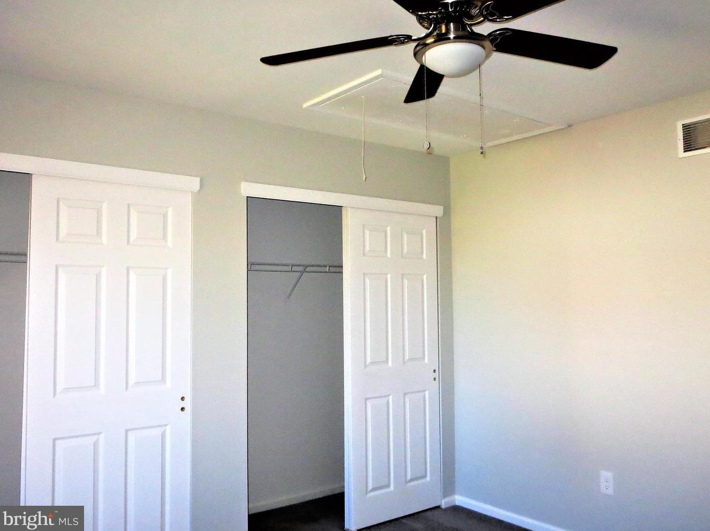 74 Bellwood Dr, Langhorne PA  19053-7215 exterior