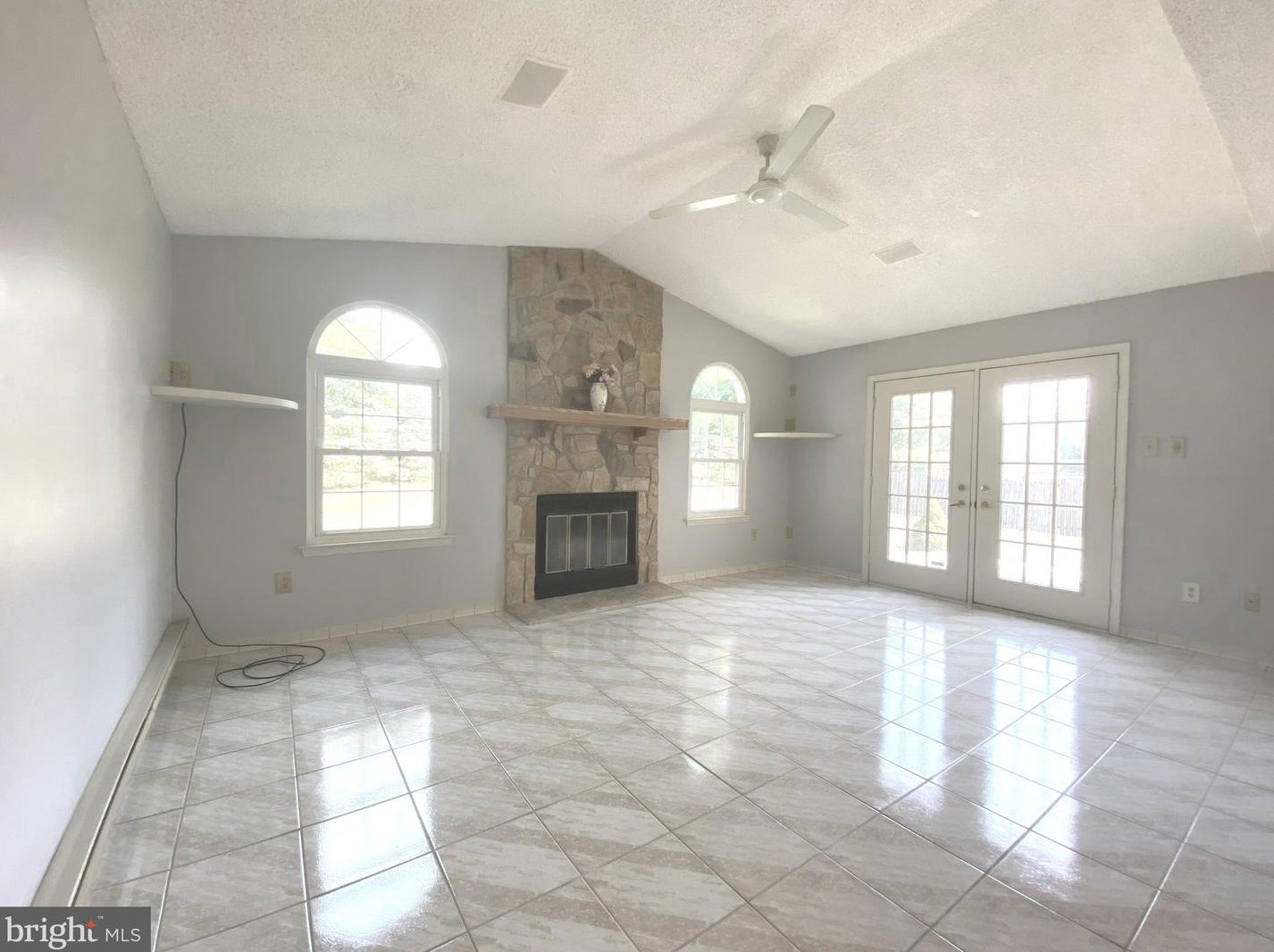 54 Magnolia Dr, Upper Makefield PA  18940-9236 exterior