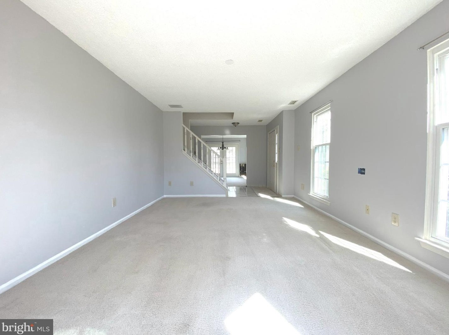 54 Magnolia Dr, Upper Makefield PA  18940-9236 exterior