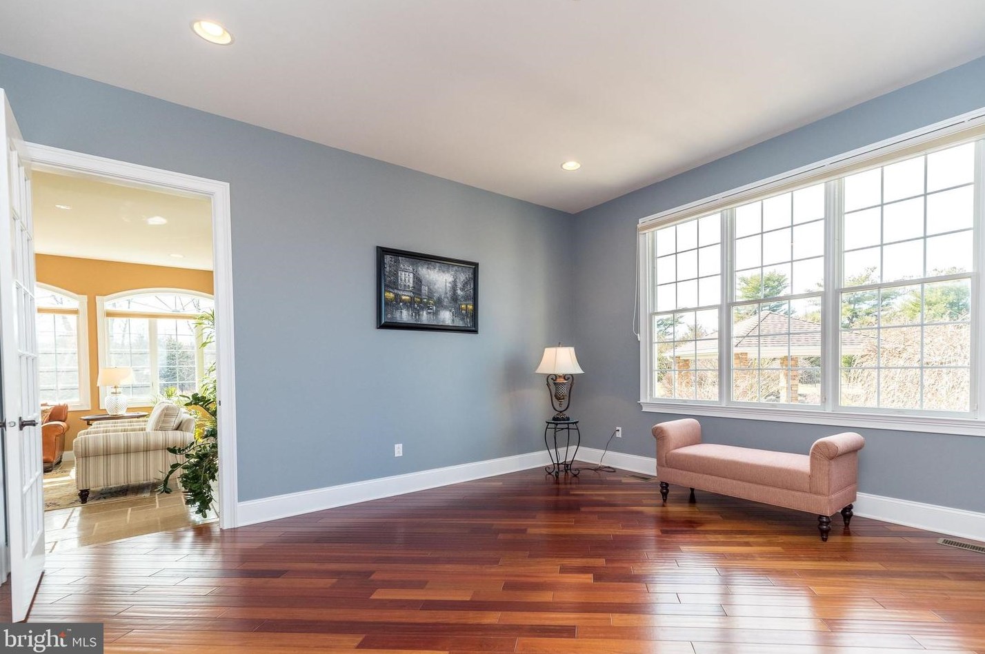 11 Holme Ct, Upper Makefield PA  18940-3024 exterior