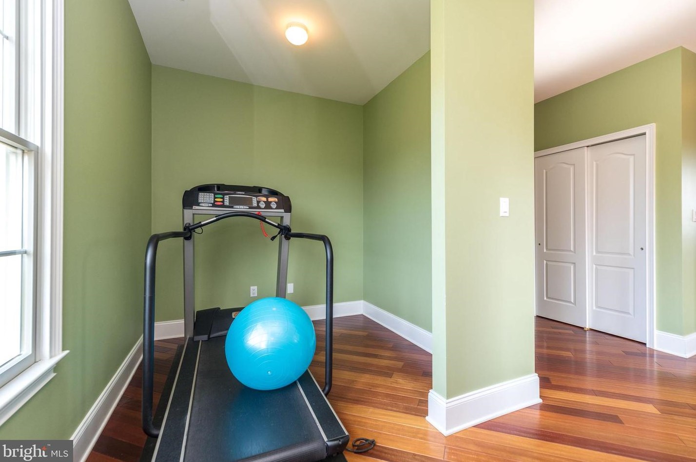 11 Holme Ct, Upper Makefield PA  18940-3024 exterior