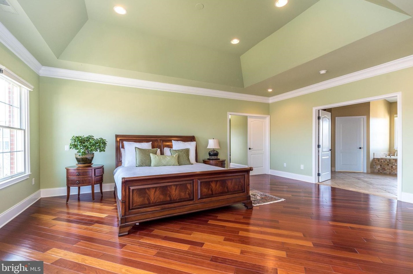 11 Holme Ct, Upper Makefield PA  18940-3024 exterior