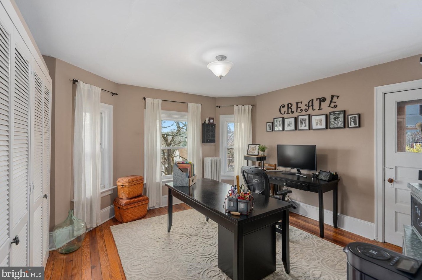 27 Green St, Sellersville PA  18960-2407 exterior