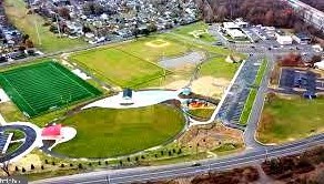 2605 Woodlawn Dr, Edgely PA  19007-2035 exterior