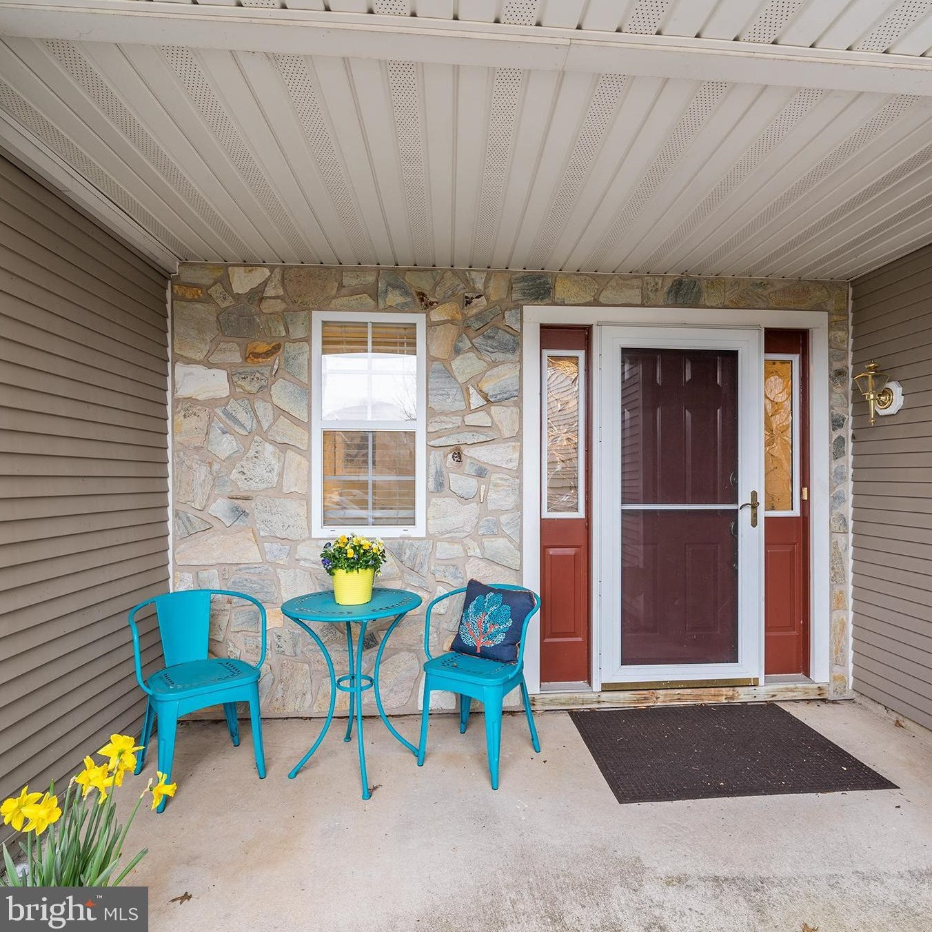 33 Cypress Pl, Upper Makefield PA  18940-9272 exterior