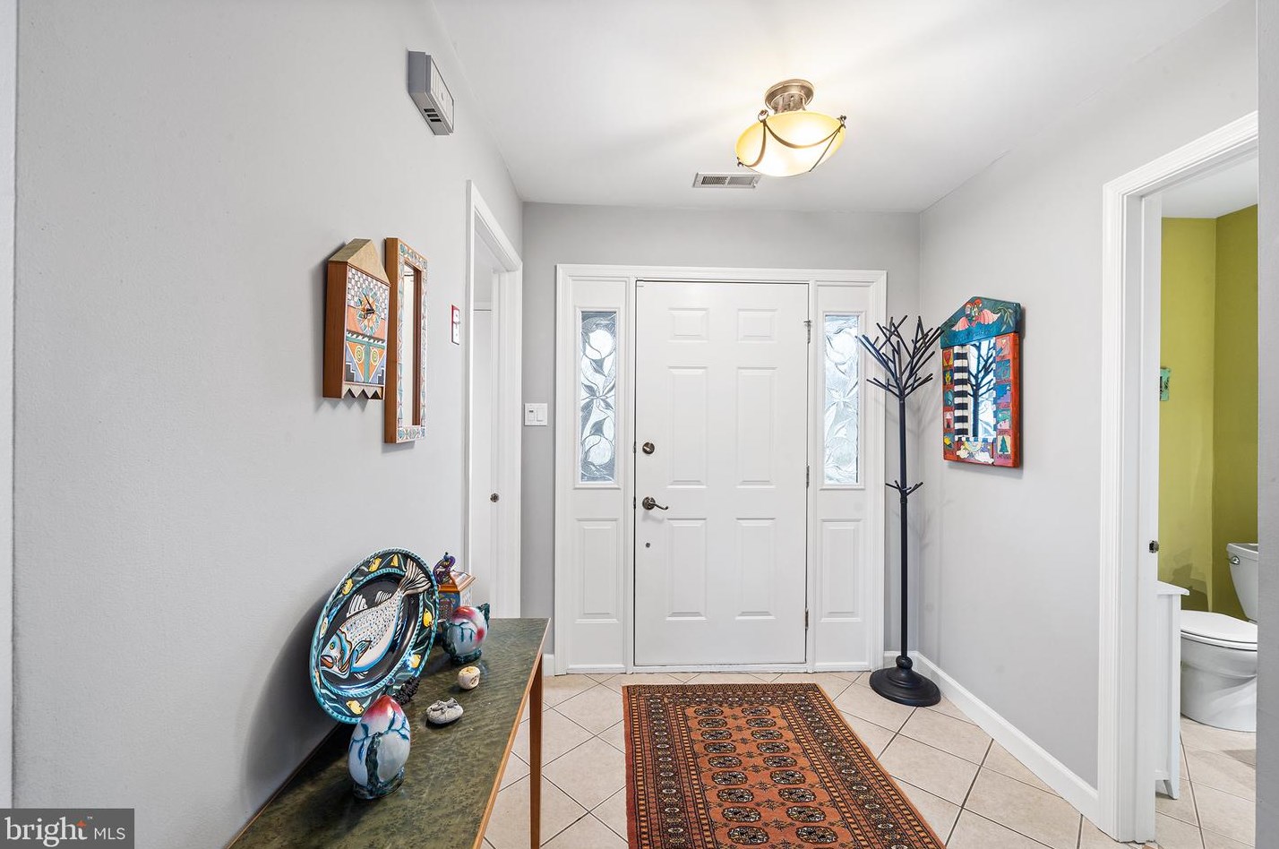 33 Cypress Pl, Upper Makefield PA  18940-9272 exterior