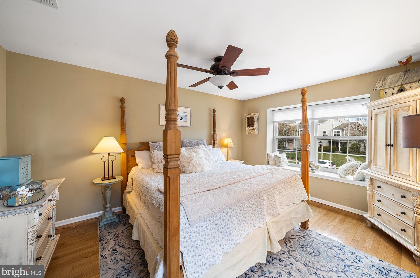 33 Cypress Pl, Upper Makefield PA  18940-9272 exterior